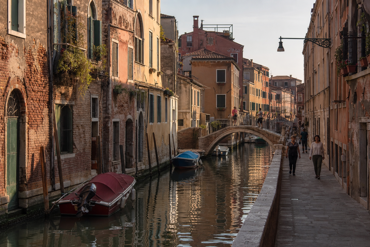 Quiet canal and bridge in Cannaregio, Venice